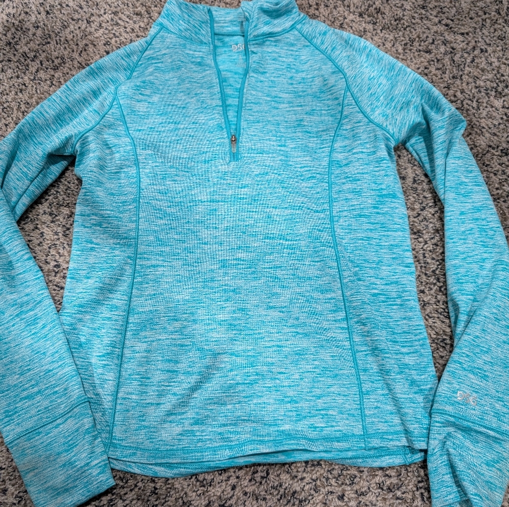 DSG Mid Zip Pullover Top